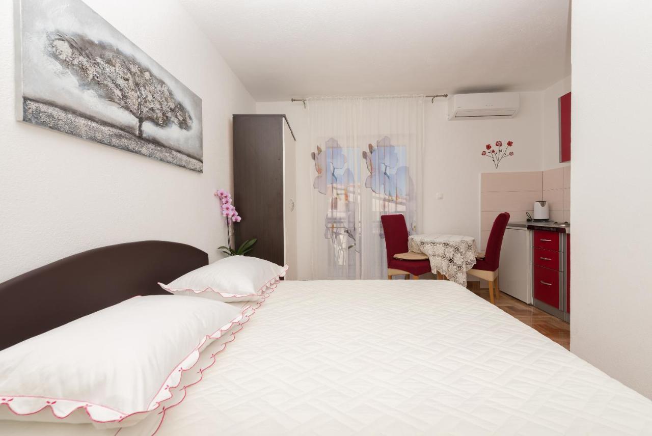 Apartments Dalmato Makarska Eksteriør bilde